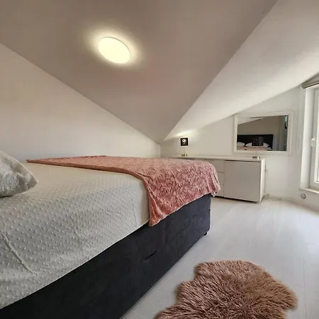 Nicolas Apartman Pula