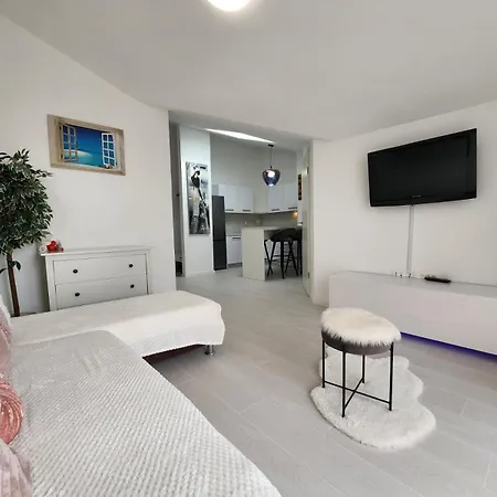 Apartment Nicolas *