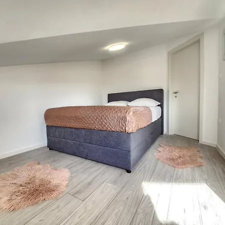 Nicolas Apartment *
